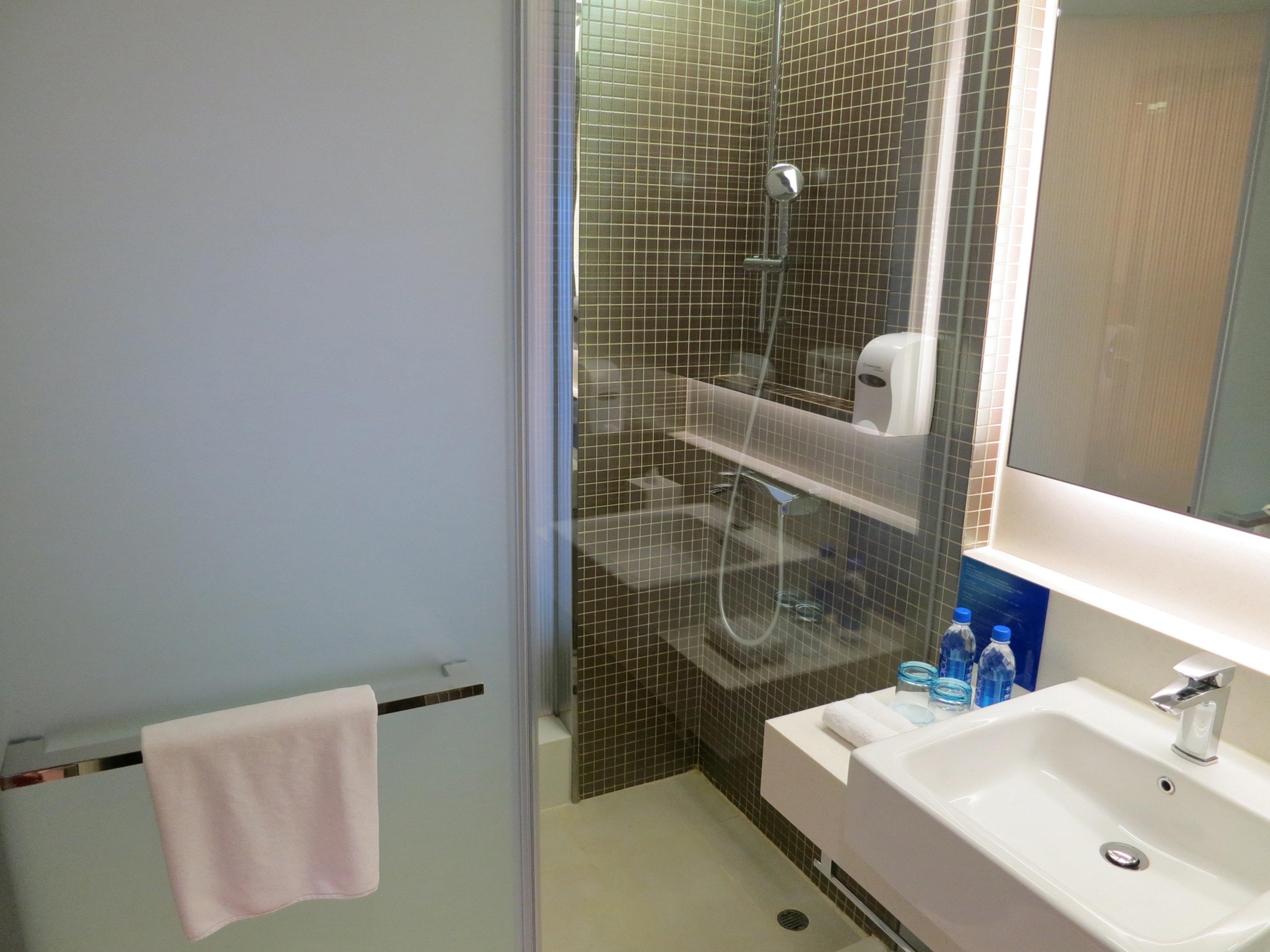 Holiday Inn Express Hong Kong Kowloon East, An Ihg Hotel Ngoại thất bức ảnh