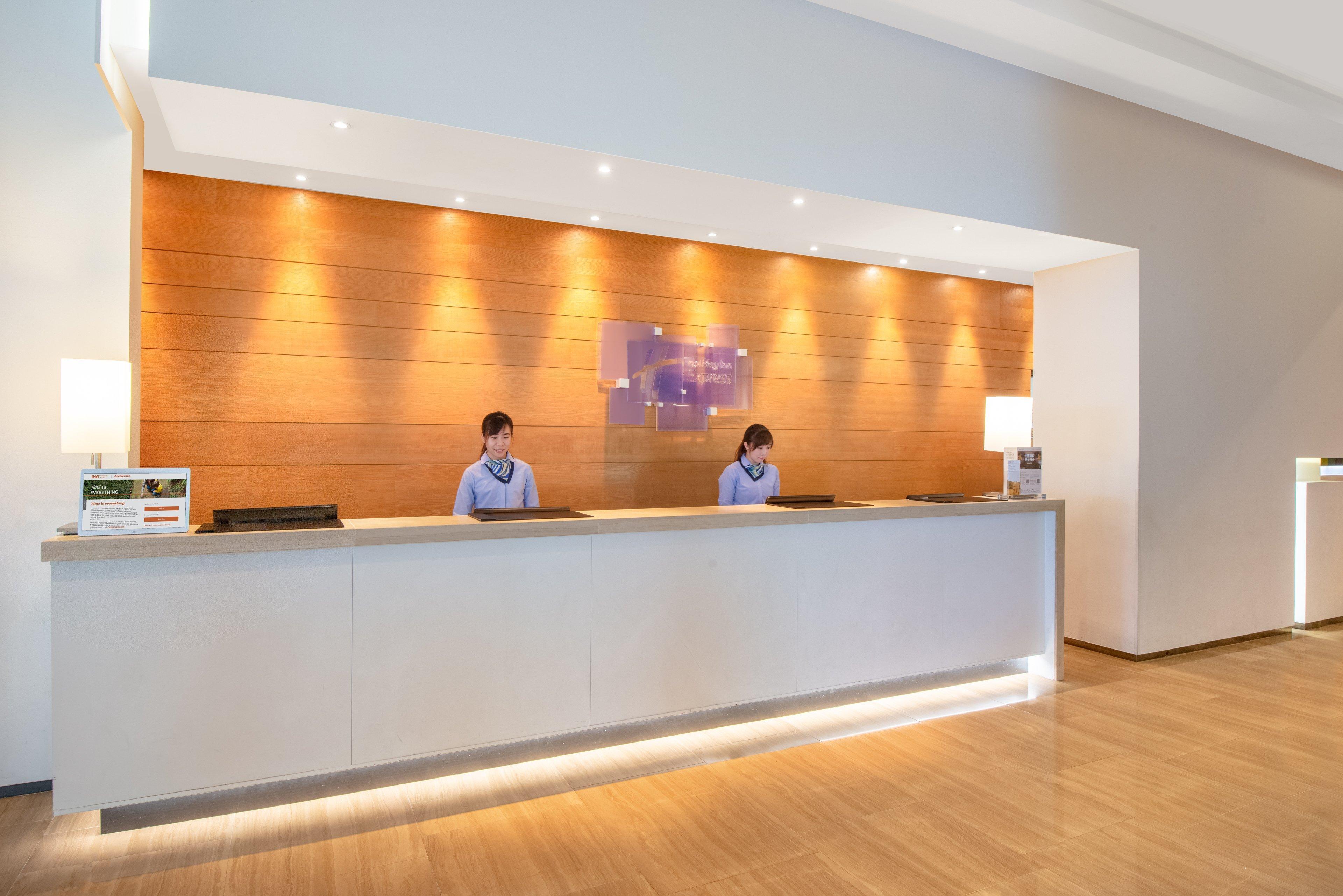 Holiday Inn Express Hong Kong Kowloon East, An Ihg Hotel Ngoại thất bức ảnh